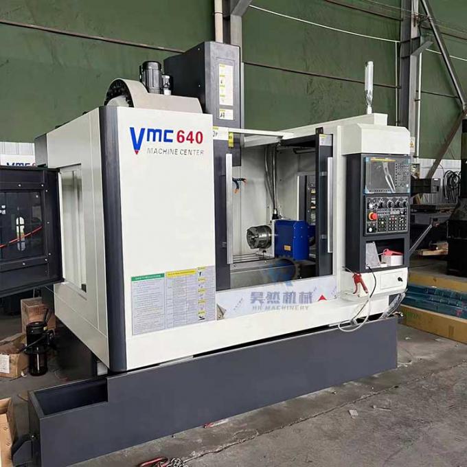 Máy VMC640 nhỏ CNC trung tâm gia công dọc bốn trục 0