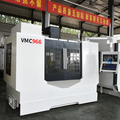 Máy CNC VMC Fanuc Trung tâm gia công 3 trục Vmc966 với trục chính Bt40