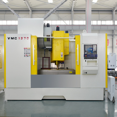 Máy phay CNC kim loại VMC Các nhà sản xuất Trung tâm gia công đứng VMC1370