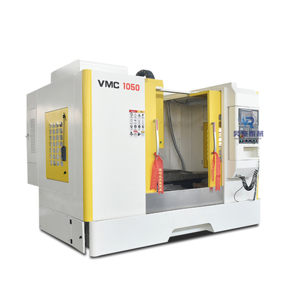Trung tâm gia công VMC thẳng đứng 4 trục CNC VMC 1050 với bộ điều khiển Siemens