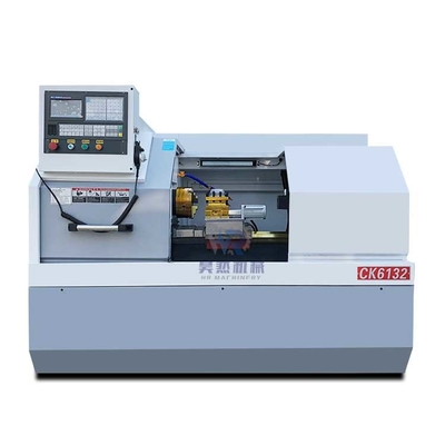 Máy tiện CNC giường phẳng hạng nặng lớn Ck6132 cho kim loại