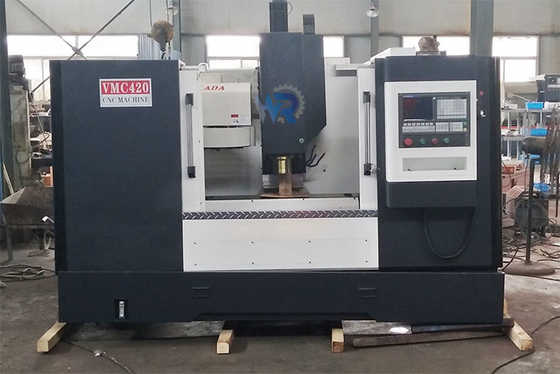 Máy xay trung tâm gia công dọc CNC tùy chỉnh VMC420 380V 50HZ