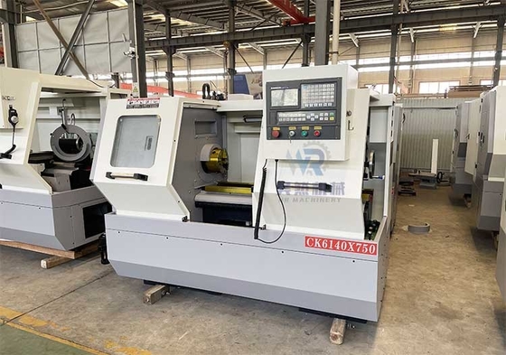 CK6140 Máy xoắn CNC hạng nặng CE Máy xoắn CNC ngang nhỏ