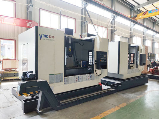 Các nhà sản xuất trung tâm gia công đứng CNC 4 trục OEM Vmc1370
